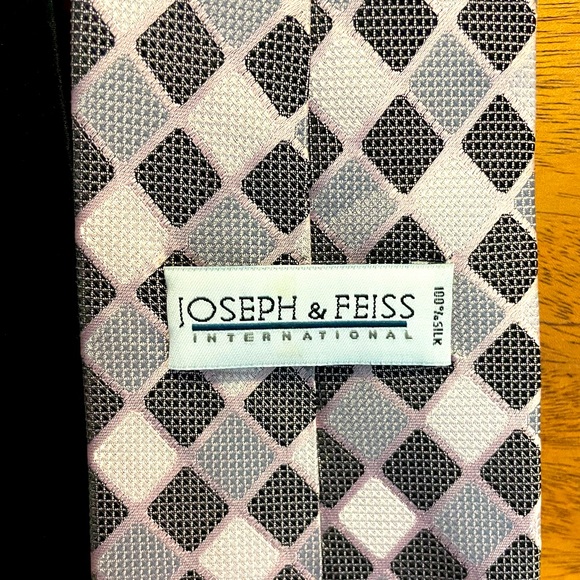 3 Men’s Ties Floral, Checkered, and Solid Black - Picture 14 of 14